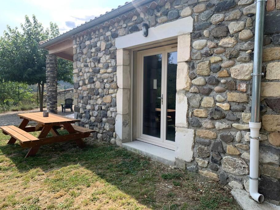 Saint-Martin-le-Supérieur Gite De Champoulas מראה חיצוני תמונה