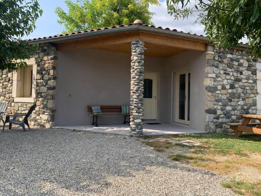 Saint-Martin-le-Supérieur Gite De Champoulas מראה חיצוני תמונה